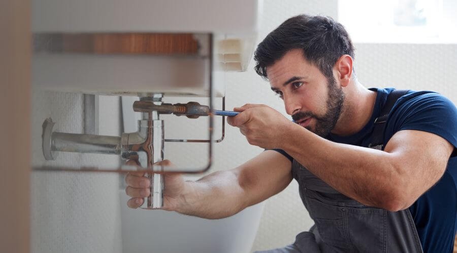 Professional sink repair in Heidrick, KY